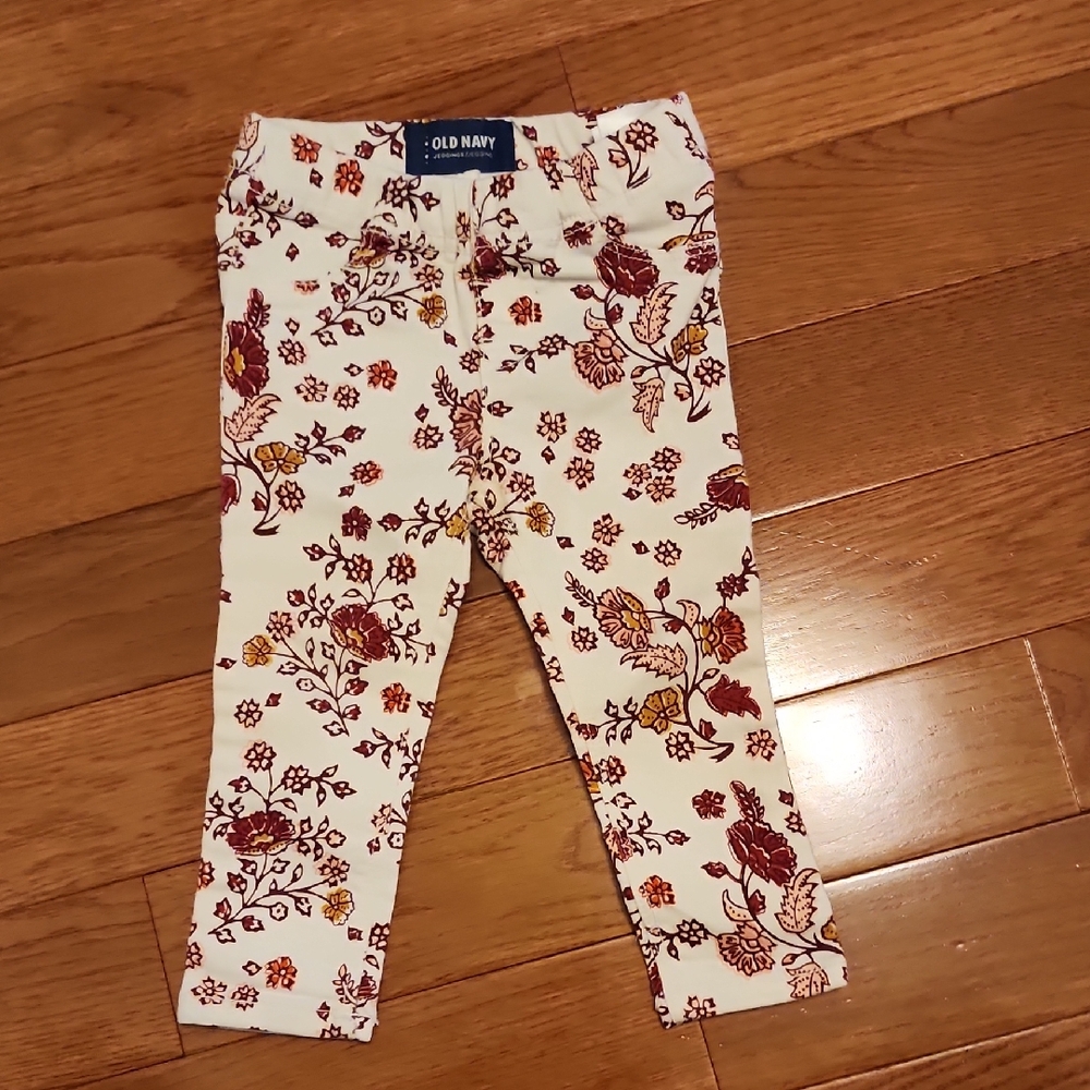 Old Navy Kids Leggings - Cream with Red and Yellow Floral